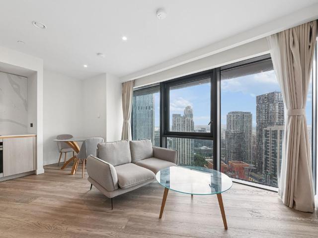 Studio for rent in London Borough of Tower Hamlets, Greater London