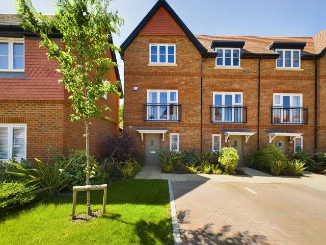 House for rent in Daws Hill, Cressex