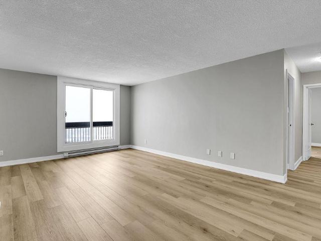 Apartment for rent in Mulhurst Bay, Ontario