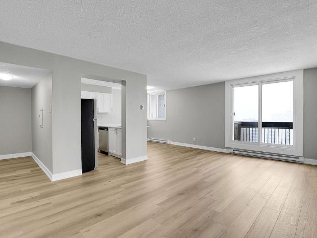 Apartment for rent in Mulhurst Bay, Ontario