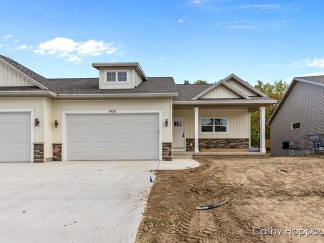 Condo for sale in Ionia, Michigan