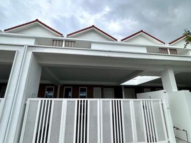 Terraced House for sale in Wellesley, Penang