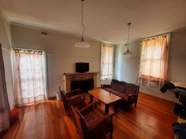 Room for rent in Camerons Creek, Victoria