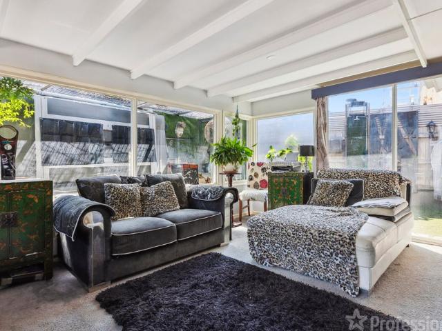 Room for rent in Camerons Creek, Victoria