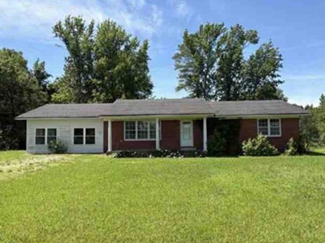 House for sale in Cherokee, Alabama