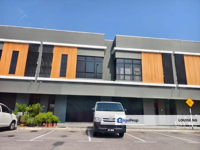 Shop for rent in Bukit Ledang, Johor
