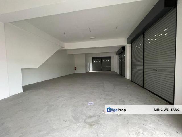 Shop for rent in Bukit Ledang, Johor