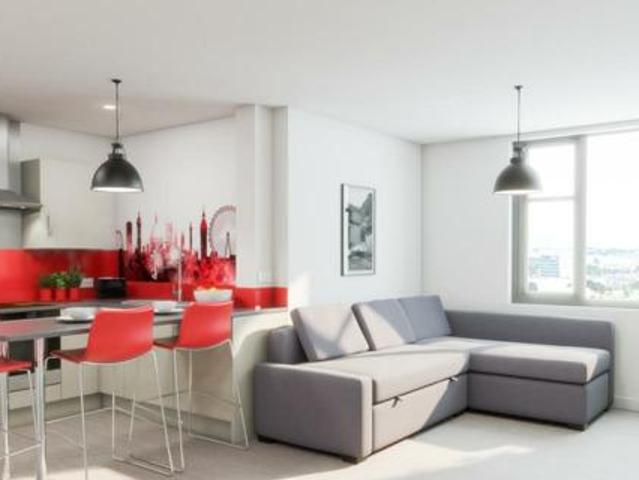House for rent in Follaton, Strode