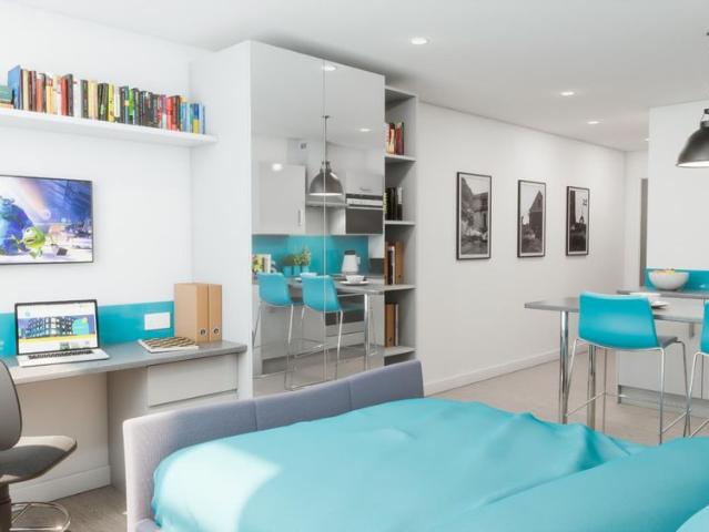 Room for rent in Pennycomequick, Plymouth