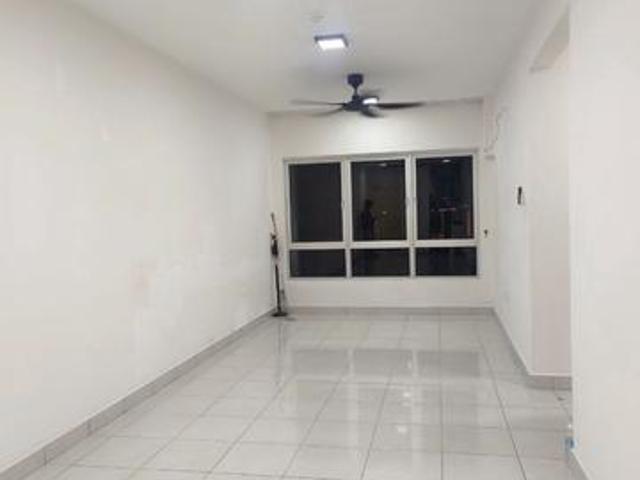 Apartment for rent in Tanjong Sepat, Selangor