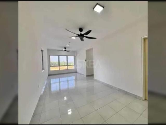Apartment for rent in Tanjong Sepat, Selangor