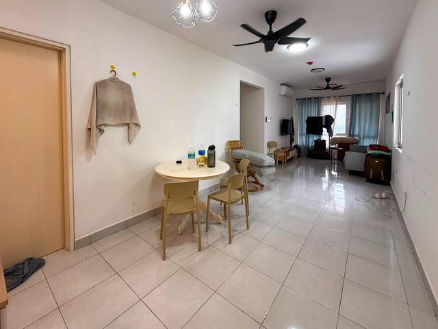 Apartment for sale in Tanjong Sepat, Selangor