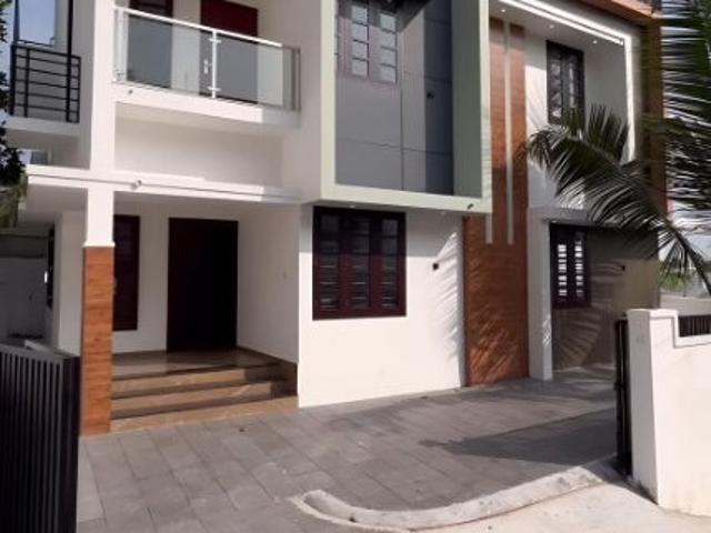 Land for sale in Bangalore North, Cox Town - Bangalore