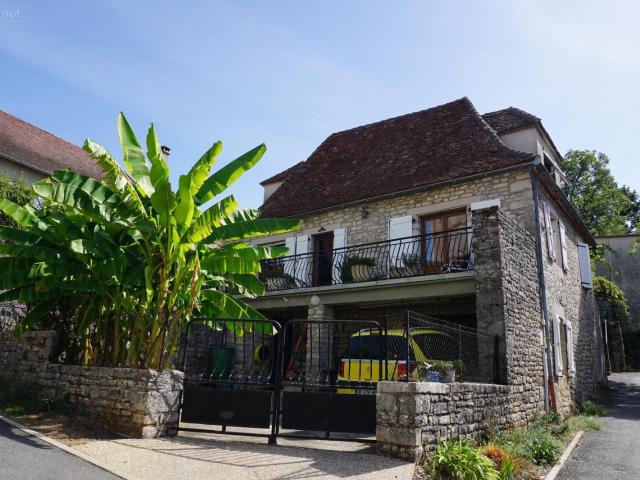 Maison vente à Assier