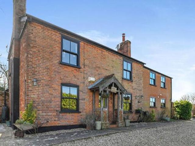 House for sale in Chelmondiston, Suffolk