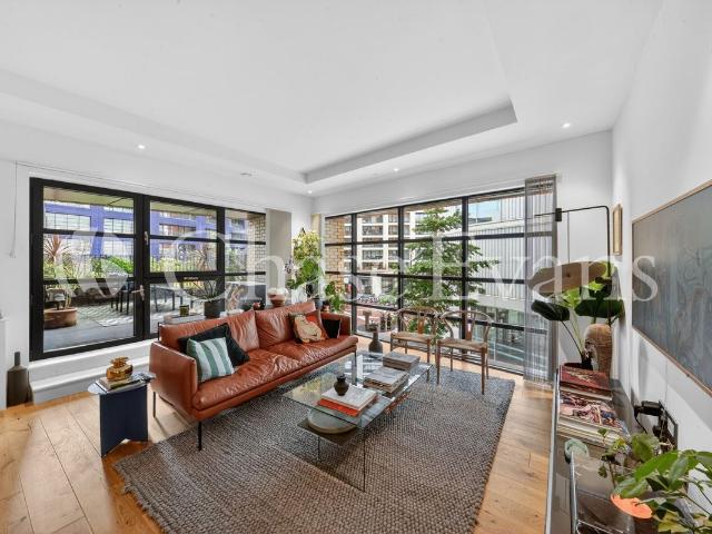 House for rent in London City Island, Blackwall