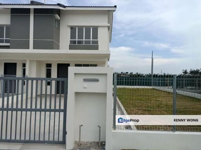 House for sale in Tropicana Uplands, Pontian