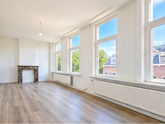 Appartement te huur in Bloemhof, Rotterdam