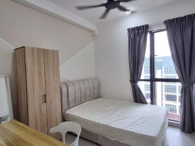 Room for rent in Taman Sungai Besi Indah Seksyen 4, Majlis Bandaraya Subang Jaya