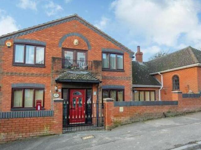 House for sale in Tower Hamlets, Ash
