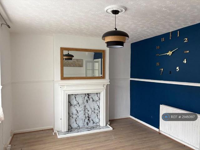 House for rent in Lenton Abbey, City of Nottingham