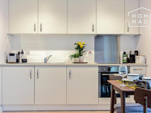 Apartment for rent in Park Central, Birmingham