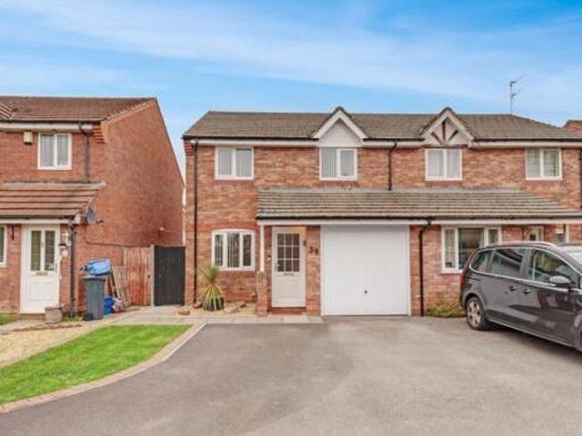 House for sale in Lyons, Greater London