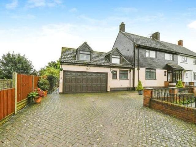 House for sale in Shephall, Hertfordshire