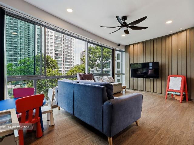 Condominium for sale in Ulu Pandan