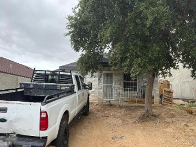 House for sale in Santa Rita, Laredo