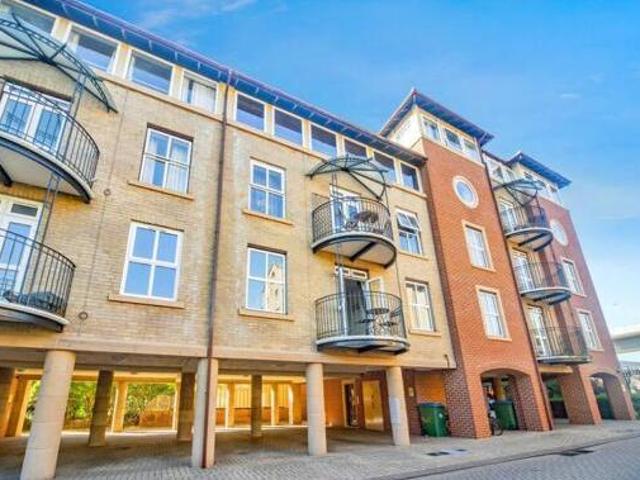 House for sale in Barton Stacey, Hampshire