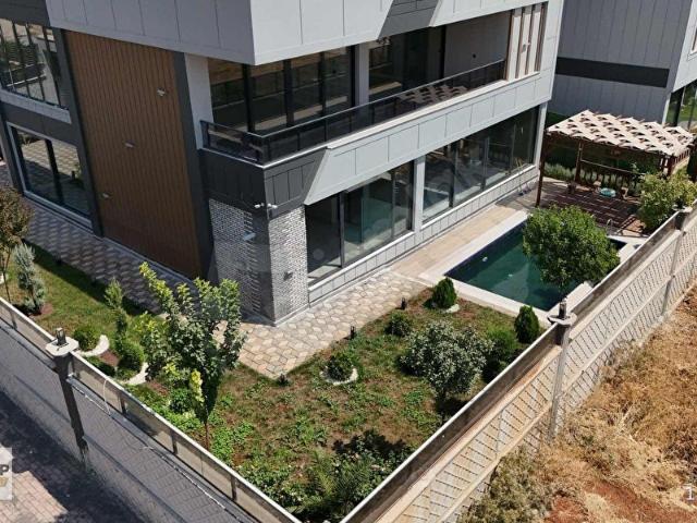 Şanliurfa içerisinde satılık Villa