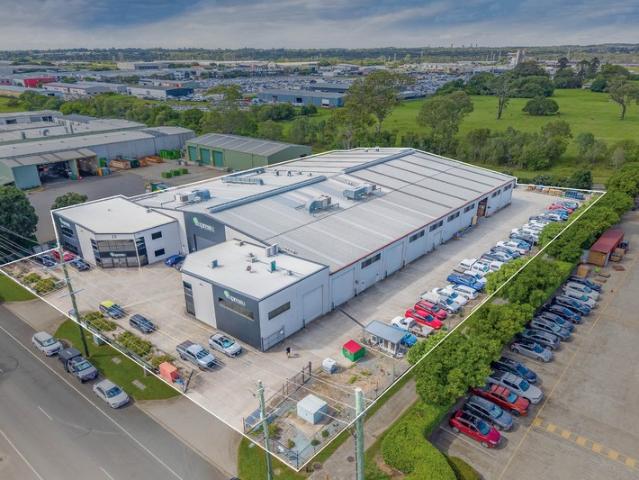 Warehouse for sale in Toombul, Queensland