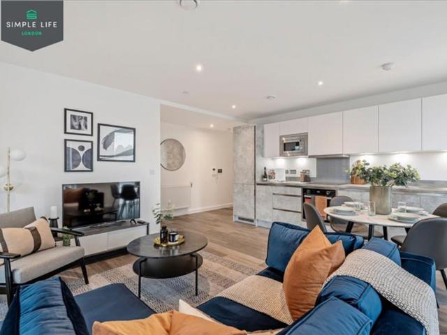 Apartment for rent in Beam Park, Greater London