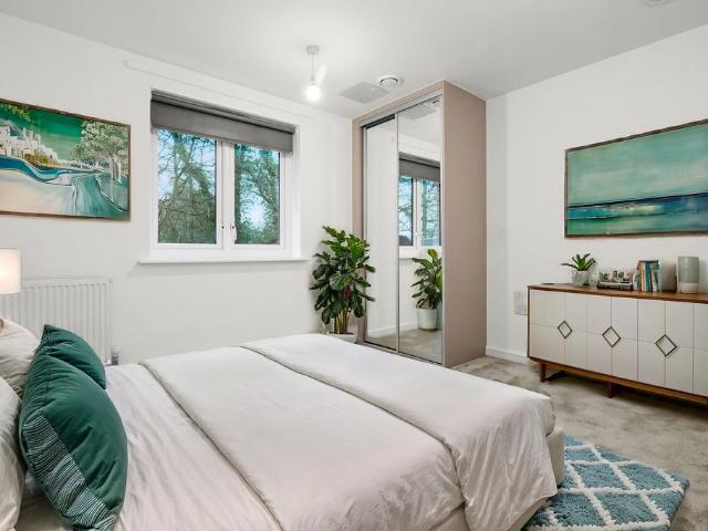 Apartment for rent in Maylands, Pouchen End