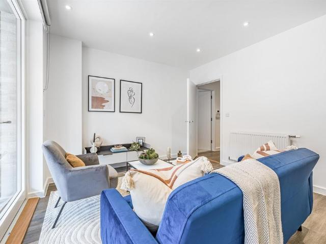 Apartment for rent in Ponders End, Greater London