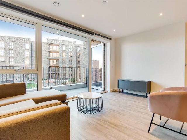 Apartment for rent in Thames View, Greater London