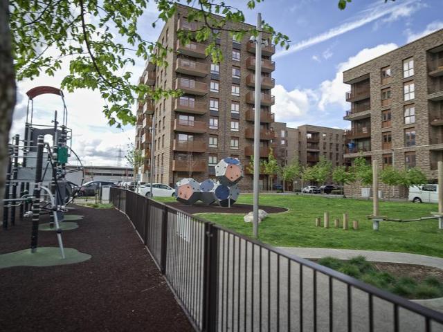 Apartment for rent in Roding Riverside, Greater London