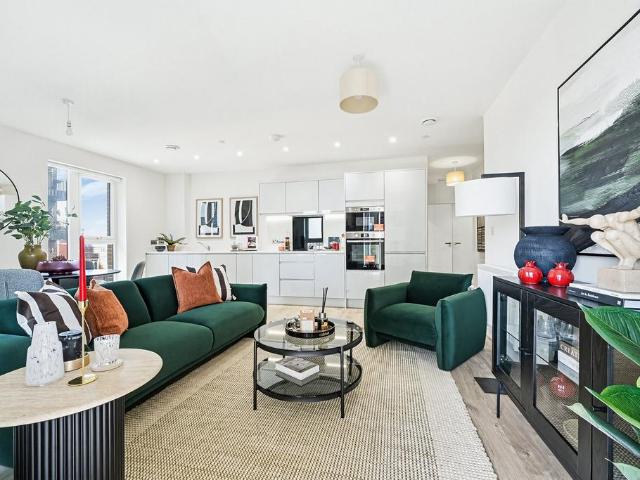 House for rent in Seven Kings, Greater London