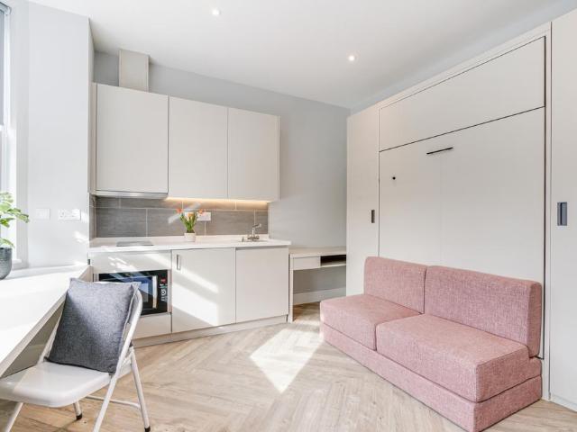 Apartment for rent in London Borough of Ealing, Greater London