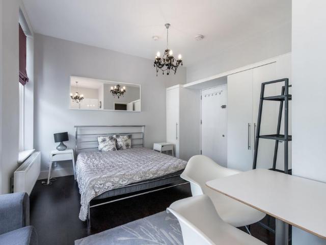 House for rent in Maida Hill, Greater London