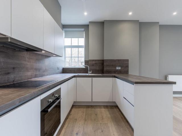 Apartment for rent in London Borough of Sutton, Greater London