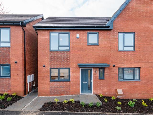 House for rent in Burnedge, Greater Manchester