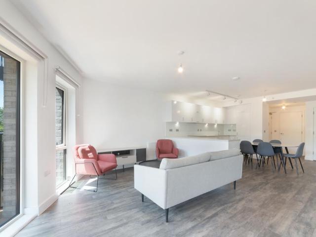 Apartment for rent in Silvertown, Greater London