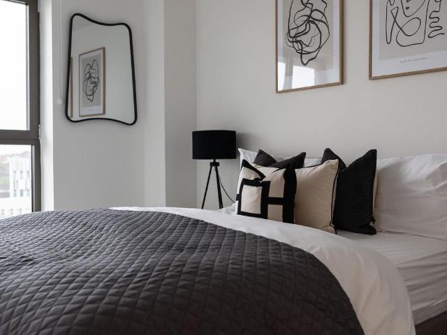 House for rent in Burnedge, Greater Manchester