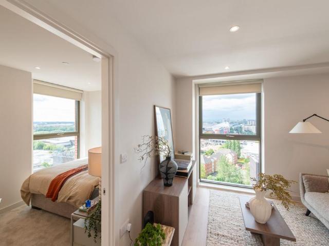 Apartment for rent in Gorse Hill, Trafford Park