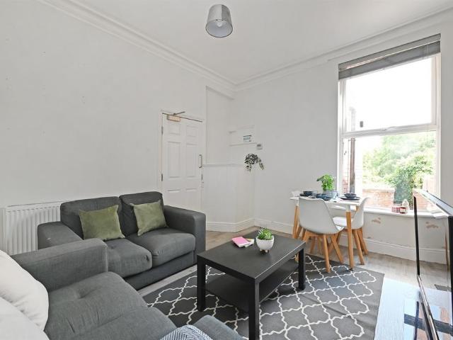 House for rent in Saint George's, Sheffield