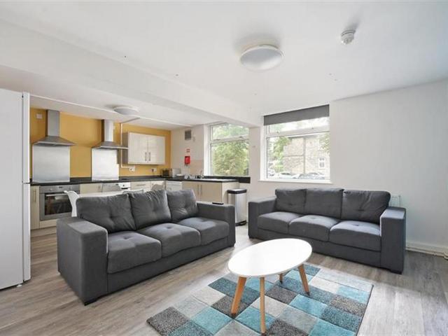 Apartment for rent in Broomfield, Sheffield