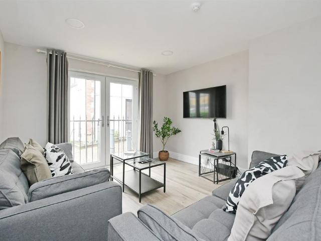 Apartment for rent in Saint George's, South Yorkshire