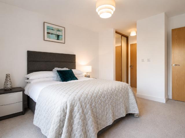 Apartment for rent in Kilnwood Vale, Horsham